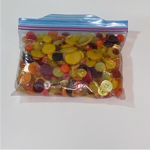 Colorful Assorted Buttons - Picture 2 of 5